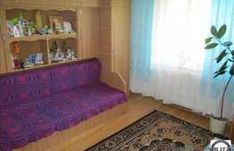 Vanzare 3 camere decomandate, imobil izolat exterior, 65,8 mp, boxa la subsol.