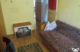 Vanzare 3 camere decomandate, imobil izolat exterior, 65,8 mp, boxa la subsol.