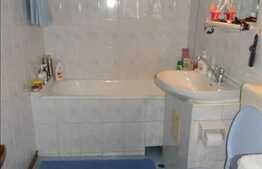 De vanzare apartament 3 camere, decomandat, 62,84 mp utili, zona Aleea Balea