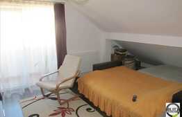 Mansarda de vanzare, 2 camere, 48 mp, cu loc de parcare, zona Forilor!