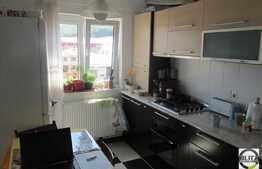 Mansarda de vanzare, 2 camere, 48 mp, cu loc de parcare, zona Forilor!