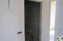 Vanzare 4 camere, semifinisat, 83 mp, acces facil! Loc de parcare cu CF!