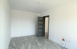 Duplex 145 mp, 5 camere, curte 250 mp, parcare, zona B-dul Muncii