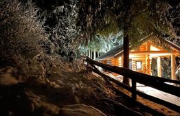 Cabana de vanzare, mobilata si utilata, Doda Pilii