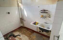 Garsoniera de 32 mp, balcon, etaj intermediar, zona Piata Flora