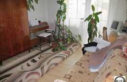 De vanzare 2 camere, decomandat, 50 mp utili, etaj intermediar, zona IRA!