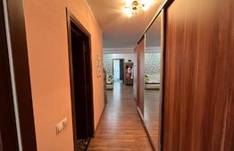 Apartament 3 camere, 68 mp, 3 balcoane, garaj, zona Subcetate