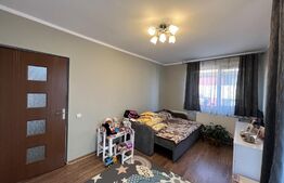 Apartament 3 camere, 68 mp, 3 balcoane, garaj, zona Subcetate