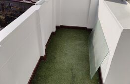 Apartament de 3 camere, decomandat, etaj 3/4, 2 bai, zona Plopilor 