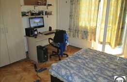 De vanzare 4 camere, decomandat, 94 mp util, etaj intermediar, zona Iulius Mall!