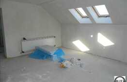 Apartament pe 2 nivele, 119.63 mp, semifinisat! Zona linistita! Loc Parcare!