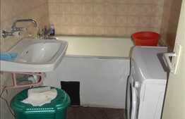 De vanzare 2 camere, 49,6 mp, decomandat, zona strazii Donath!