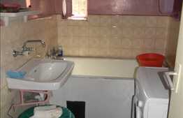 De vanzare 2 camere, 49,6 mp, decomandat, zona strazii Donath!