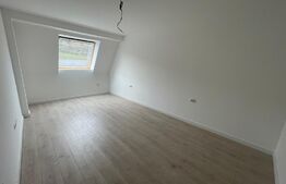 Apartamente 3 camere, decomandat, 54 mp, zona Vivo 