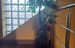 Casa individuala, 5 camere, 480mp, teren 660 mp, Sanpetru