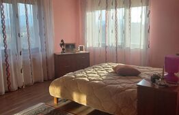 Casa individuala, 5 camere, 480mp, teren 660 mp, Sanpetru