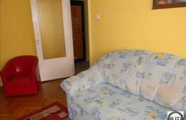 De vanzare 2 camere, decomandat, 42 mp utili, boxa la subsol, zona Sirena!