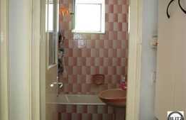 De vanzare 2 camere, 54 mp utili, parcare inclusa in pret, zona Piata Hermes!