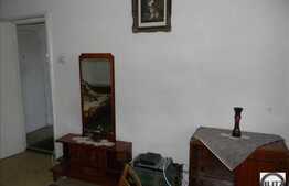 De vanzare 2 camere, decomandat, 48 mp utili, etaj intermediar, zona Coloanelor!