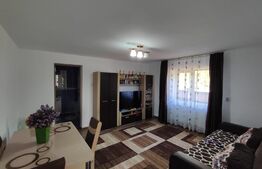 Casa de vanzare, 3212 mp teren, In Caianu-Vama!