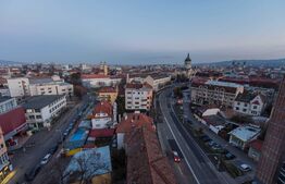 Apartament de 2 camere, 55mp, lux, zona Piata Mihai Viteazu