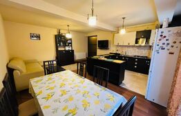 Apartament 3 camere, 80 mp, 2 garaje, zona Stejarului 