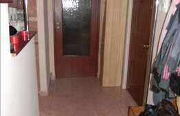 Apartament 2 camere, 48 mp utili, decomandat, loc parcare, boxa, zona Primaverii