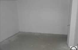 Apartament 3 camere, decomandat, 83 mp utili, semifinisat, loc parcare si garaj!