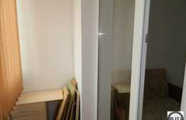 De vanzare apartament cu 1 camera, 36 mp, balcon, zona strazii Florilor!