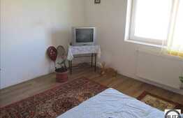 Vanzare 3 camere, 71,04 mp si 96,53 mp pod mansardabil si garaj! Zona linistita