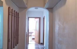 Apartament 2 camere, decomandat, etaj intermediar, zona Sirena