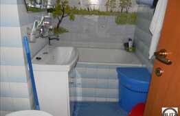 De vanzare apartament 3 camere, 58 mp utili, semidecomandat, zona Big