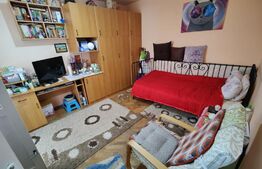 Apartament 3 camere, decomandat, etaj intermediar, zona strazii Parang