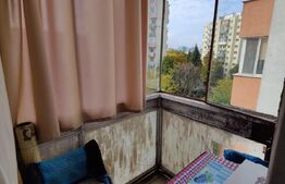 Apartament 3 camere, decomandat, etaj intermediar, zona strazii Parang