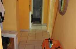 Vanzare 3 camere,decomandat, 90 mp, parcare, boxa la subsol, zona Piata Marasti!