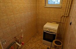 Apartament 2 camere, etaj intermediar, zona Alverna 