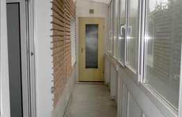 De vanzare 3 camere, decomandate, 79 mp utili, zona strazii Calea Manastur!