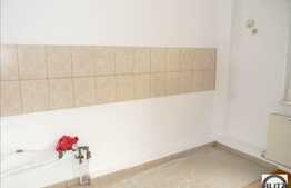 De vanzare 3 camere, decomandate, 79 mp utili, zona strazii Calea Manastur!