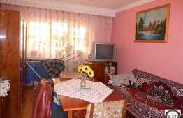 Zona Golden Tulip, apartament de vanzare, 3 camere decomandate, 61.33 mp