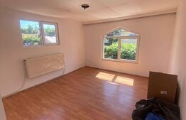 Casa individuala 180 mp, 300 mp teren,Centru ( zona Platinia)