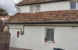 Casa individuala 180 mp, 300 mp teren,Centru ( zona Platinia)