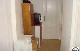 1 camera de vanzare, decomandat, 46 mp utili, zona Calea Turzii, loc de parcare