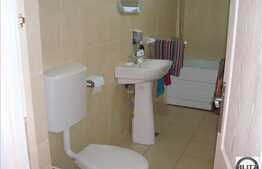 1 camera de vanzare, decomandat, 46 mp utili, zona Calea Turzii, loc de parcare