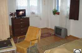 1 camera de vanzare, decomandat, 46 mp utili, zona Calea Turzii, loc de parcare