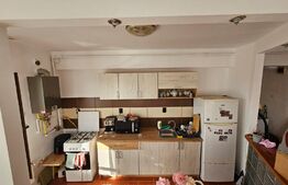 Apartament 2 camere, 45 mp, 3 balcoane, zona Avram Iancu