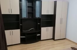 Apartament 2 camere, decomandat, zona Vivo