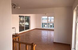 Spatiu comercial, 83mp, etaj si demisol zona Autogara