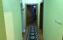 Vila cu demisol 240mp, 3 dormitoare, 3 bai, zona rezidentiala Cetate