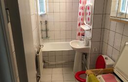 Apartament de 2 camere, decomandat, balcon, 53 mp, zona Cetate