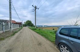 Parcele intravilane cu suprafata cuprinsa intre 708 - 768 mp, zona Teius